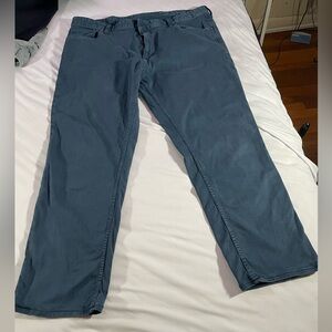 calvin klein men slim straight pants 40x32 blue great condition and fashionable